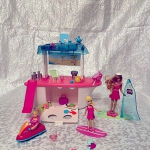 Polly Pockets Yacht with 3 Polly Pocket dolls windsurfer, jet ski